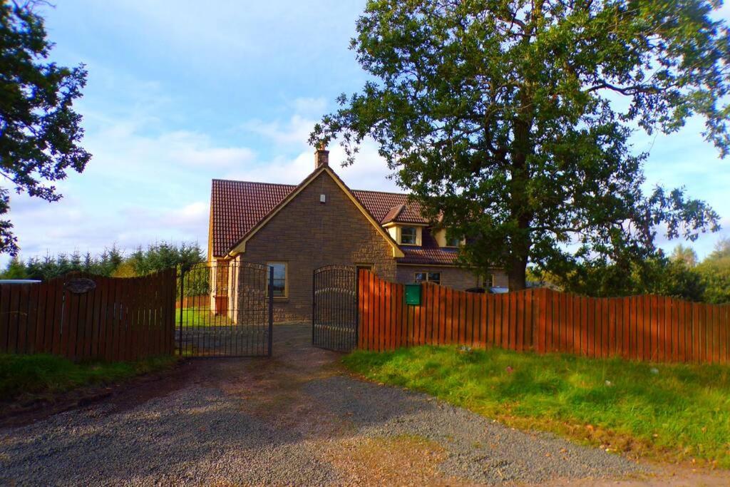 Beautiful House In The Hamlet Of Candie Falkirk Zewnętrze zdjęcie